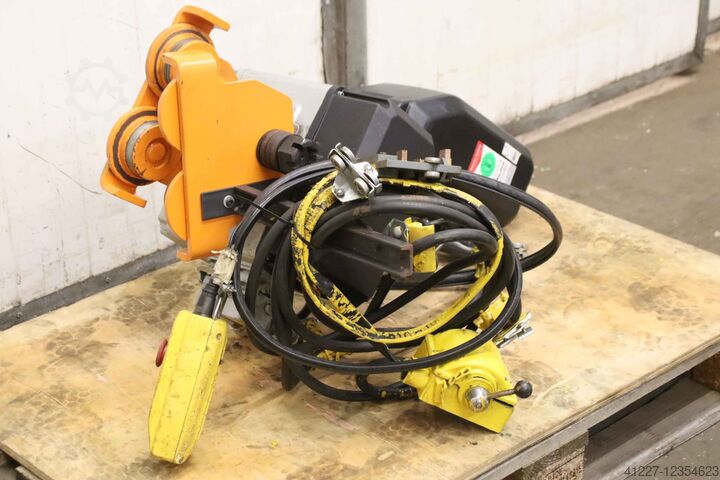Kettenzug mit Fahrwerk 2000 kg HADEF CH3
