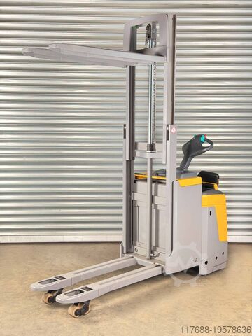 Hochhubwagen-Mitfahrer Jungheinrich ERD 220 - Service Neu - Batterie 81% - 2,01m Hub - 2t