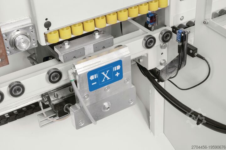 Bearbejdningscenter med gennemløb Holzkraft startech cn v Lagerausstattung