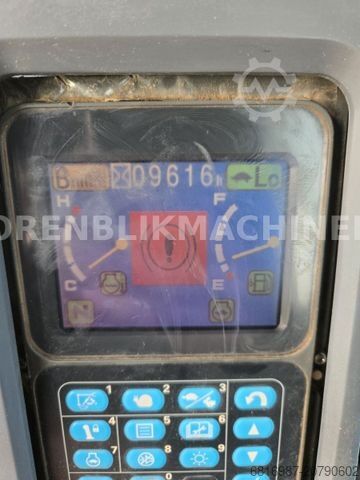 Mobile excavator KOMATSU PW180-7EO