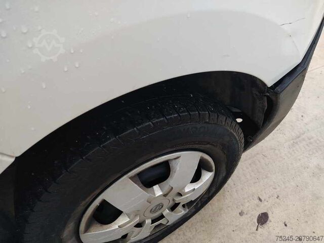 Pick-up van Nissan NV400 3.5 DCI 165 CV DOPPIA CABINA