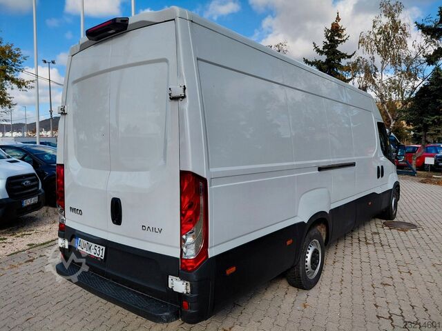 Panel kombi IVECO Daily 2.3 35 C V Radstand 4100 L