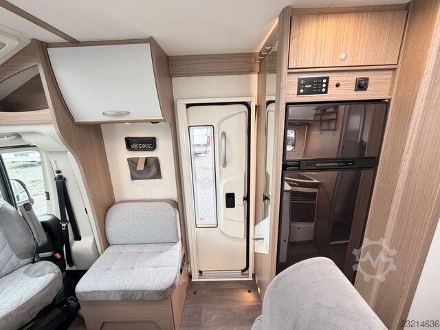 Camper semintegrato CARADO T 447+ *Einzelbetten-Automatik-1.Hand*