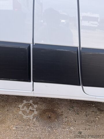 τροχόσπιτο/αυτοκινούμενο τροχόσπιτο Fiat Weinsberg Carabus 600 K | 4 Posti Letto | Completamente Attrezzato