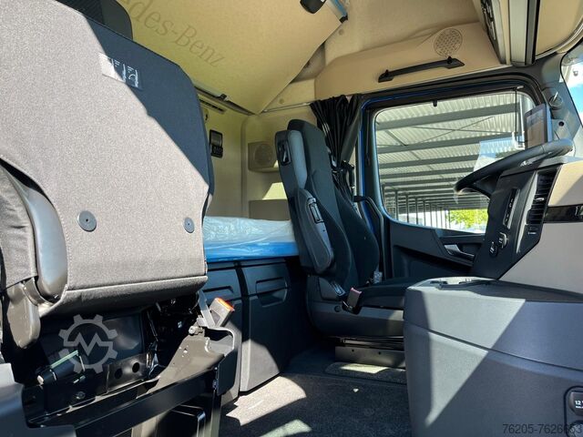 Τυπική μονάδα τράκτορα Mercedes-Benz Actros 1848 LS 4xSHZ ACC AHK AUT z KlimaA