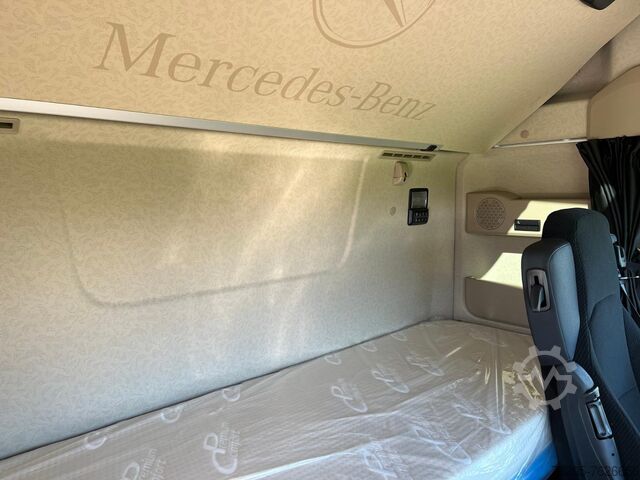 Standard nyergesvontató Mercedes-Benz Actros 1848 LS 4xSHZ ACC AHK AUT z KlimaA