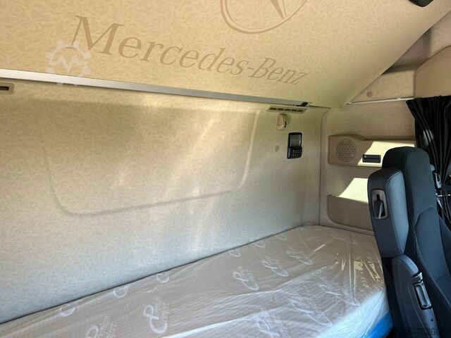 Standard nyergesvontató Mercedes-Benz Actros 1848 LS 4xSHZ ACC AHK AUT z KlimaA