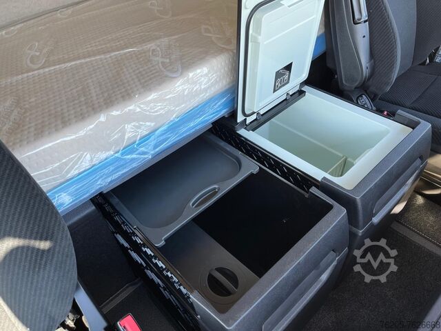 Τυπική μονάδα τράκτορα Mercedes-Benz Actros 1848 LS 4xSHZ ACC AHK AUT z KlimaA