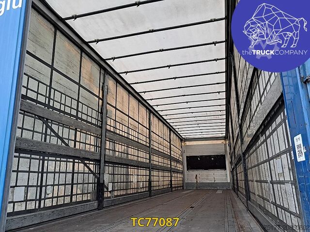 Sliding tarpaulins Schmitz Cargobull 
