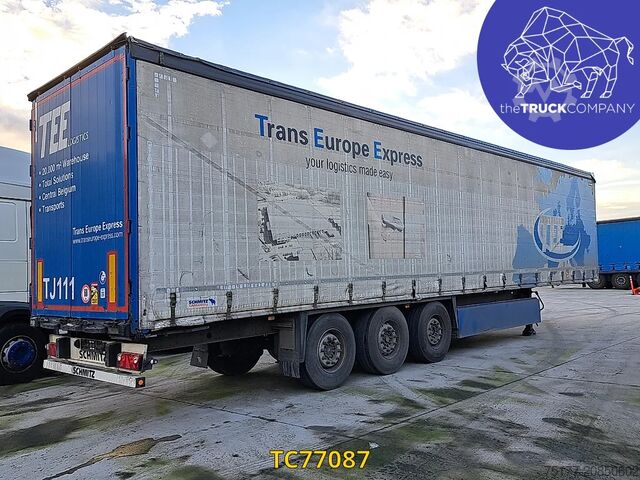 Sliding tarpaulins Schmitz Cargobull 