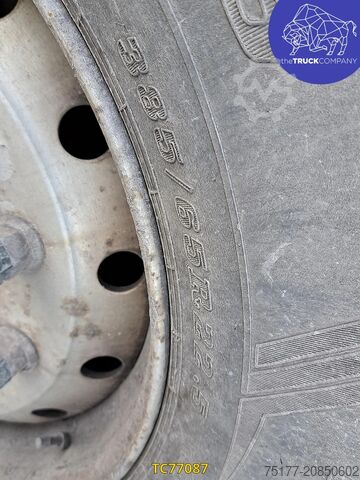 Sliding tarpaulins Schmitz Cargobull 