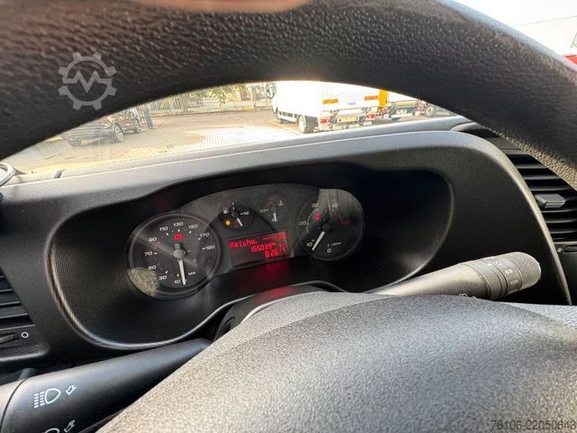 Chladírenská dodávka IVECO Daily 35S13 Tiefkühlkoffer mit LBW *Automatik*