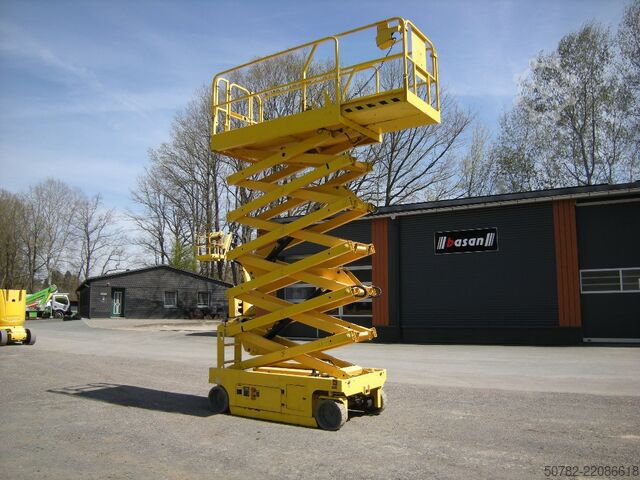 Scissor lift Genie GS 4047 (ID1234)
