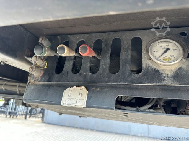 Cargador bajo Broshuis 3ABSD Lowloader 3-axle / GVW: 53.000kg / Neck: ...