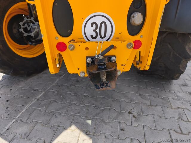 Teleskopisk hanterare JCB 538-70 AGRI SUPER