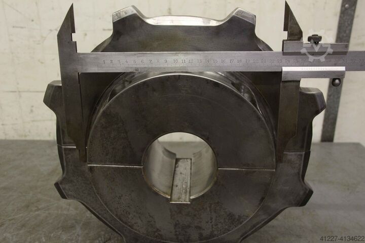 Drive wheel conveyor chain wheel unbekannt 168 mm geteilt