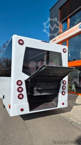 Minibus MERCEDES-BENZ 30 Sitzer Schul- Transferbus 519 Vorlauffahrzeug
