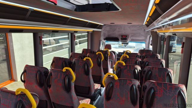Minibus MERCEDES-BENZ 30 Sitzer Schul- Transferbus 519 Vorlauffahrzeug