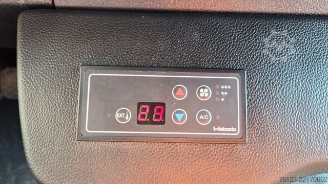 Minibus MERCEDES-BENZ 30 Sitzer Schul- Transferbus 519 Vorlauffahrzeug
