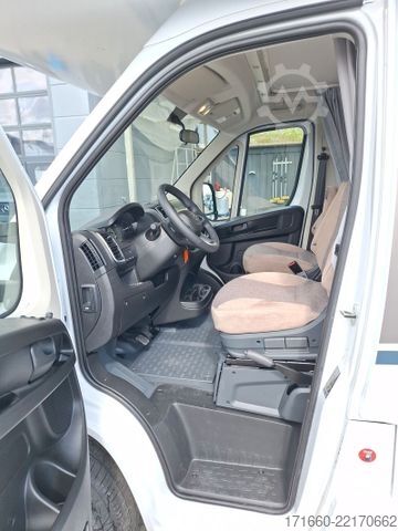 Alkovhusbil CARADO pro A 464 AUTOMATIK + SAT/TV + NAVI+RFK, MARKISE