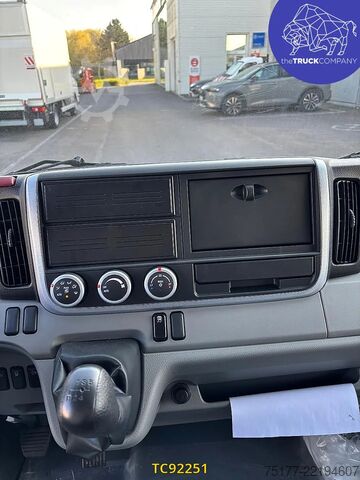 Koffer Mitsubishi FUSO 3C15 3400