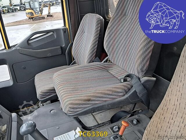 Volquete Iveco EuroTech 190E27