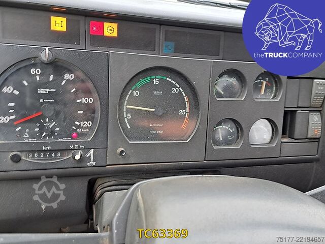Volquete Iveco EuroTech 190E27