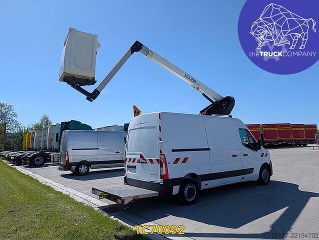 Hefplatform Renault Master 145.35 nacelle klubb