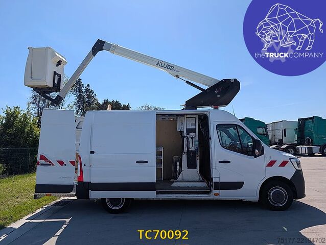 Hefplatform Renault Master 145.35 nacelle klubb