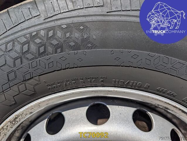 Πλατφόρμα ανύψωσης Renault Master 145.35 nacelle klubb