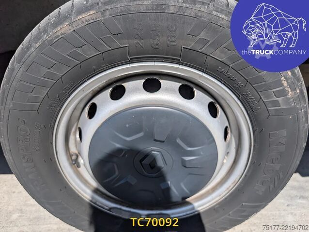 Πλατφόρμα ανύψωσης Renault Master 145.35 nacelle klubb