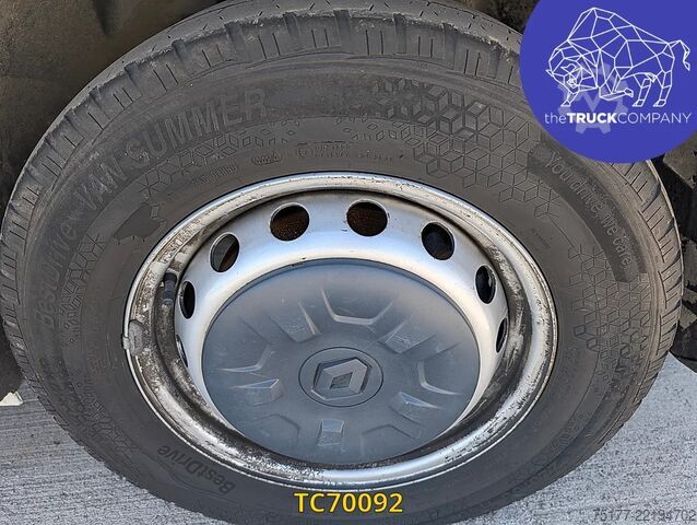 Πλατφόρμα ανύψωσης Renault Master 145.35 nacelle klubb