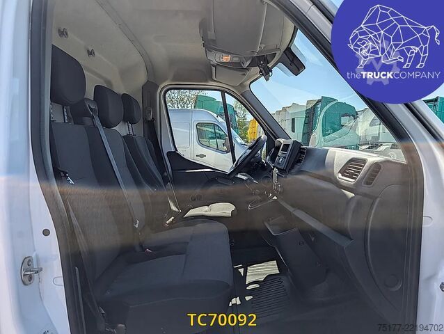 Πλατφόρμα ανύψωσης Renault Master 145.35 nacelle klubb
