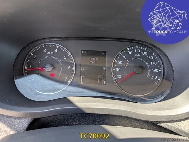 Πλατφόρμα ανύψωσης Renault Master 145.35 nacelle klubb