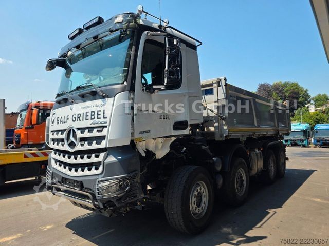 Billenő teherautó MERCEDES-BENZ Arocs 3252 / 8X4 / 16L Motor / BORDMATIK
