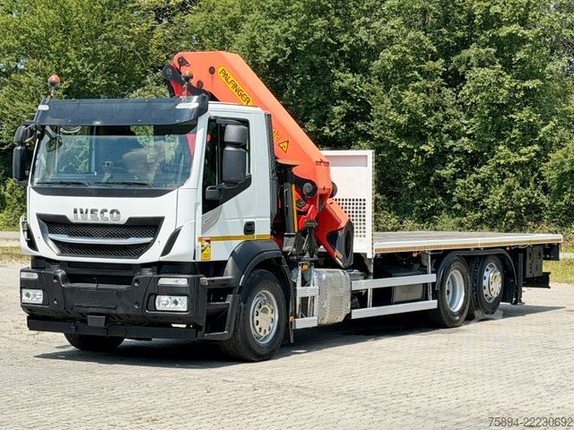 Teherautóra szerelt daru IVECO Stralis 460 PRITSCHE 6,65m +KRAN +FUNK