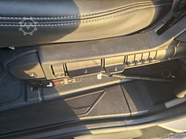 Tracteur routier standard Ford Truck F-Max L met ADR