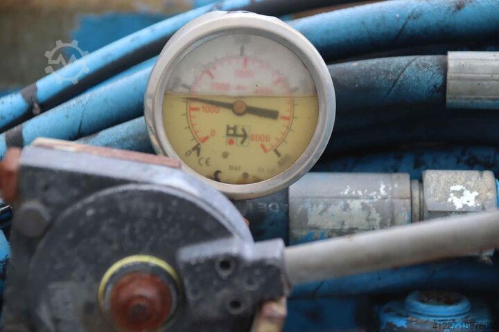 Air tube bundle extractor Hydro-Extractors INC 504- Diesel