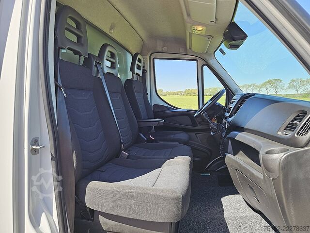 Bakwagen IVECO DAILY 35C16 160 L3 LAADKLEP
