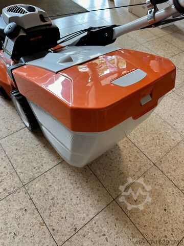 Cortacésped de gasolina con tracción a las ruedas Stihl RM 655 VS