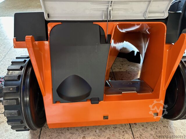 Cortacésped de gasolina con tracción a las ruedas Stihl RM 655 VS