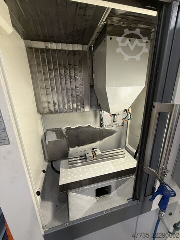CNC verticaal bewerkingscentrum CHIRON FZ08KS MAG