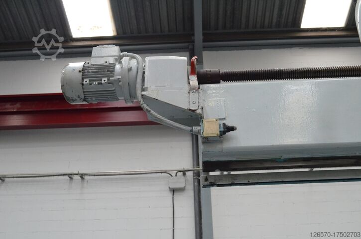 LINCOLN Potopljeni luk Kolona Lincoln IDEALARC DC 1000