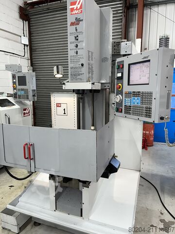 Vertical machining center HAAS TM1