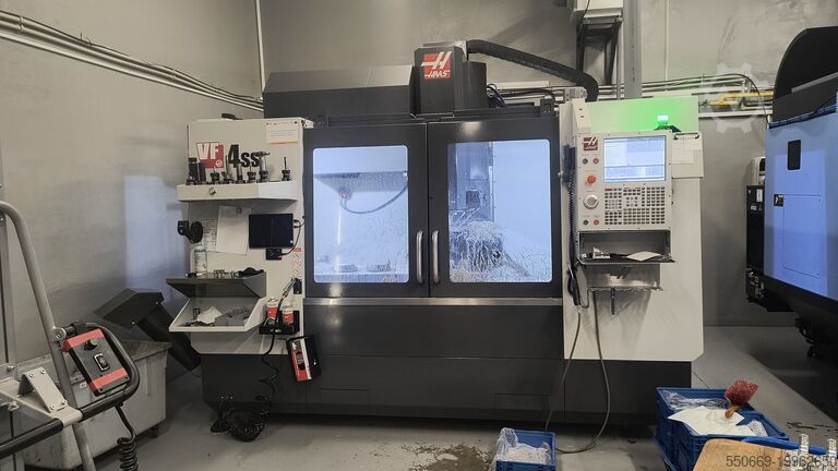 Pionowe centrum obróbcze HAAS VF-4SS