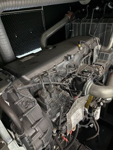 Agregát Iveco CR16TE1W - 660 kVA Generator - DPX-19798