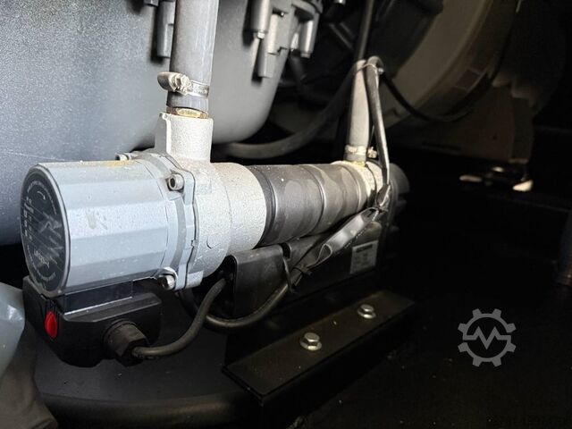 Agregát Iveco CR16TE1W - 660 kVA Generator - DPX-19798