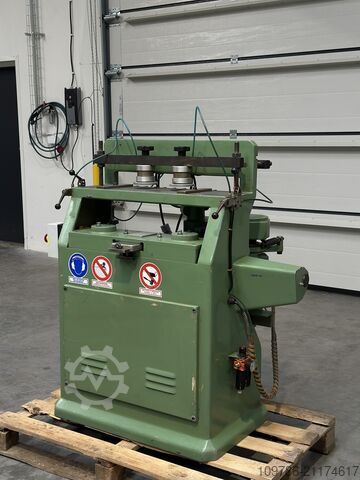 Skuffesamlingsfræsemaskine OMEC 750 OMEC 750