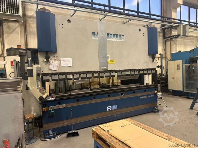 4050 x 200 Ton CNC Press Brake Mecos Syncro 4000/200