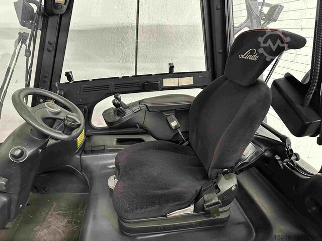 Stivuitor electric cu 4 roți Linde E 25-01 - TRIPLEX 4,5 m